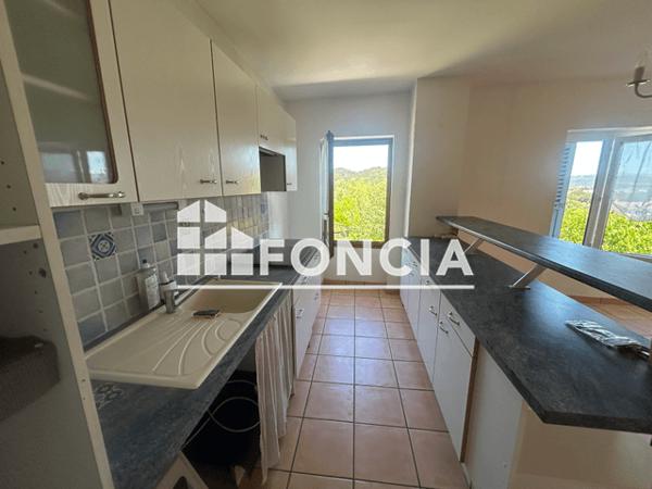Location Appartement 3 pièces 75.67 m² - 7 RUE DU PRESSOIR Volx 04130