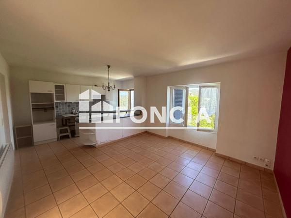 Location Appartement 3 pièces 75.67 m² - 7 RUE DU PRESSOIR Volx 04130