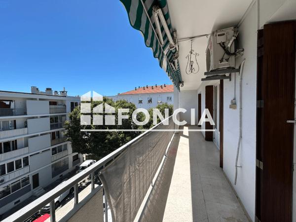 Location Appartement 5 pièces 78 m² - 72 AVENUE CAPITAINE JOSPEH CASANOVA Toulon 83000