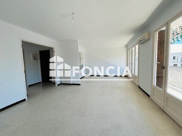 Location Appartement 5 pièces 78 m² - 72 AVENUE CAPITAINE JOSPEH CASANOVA Toulon 83000