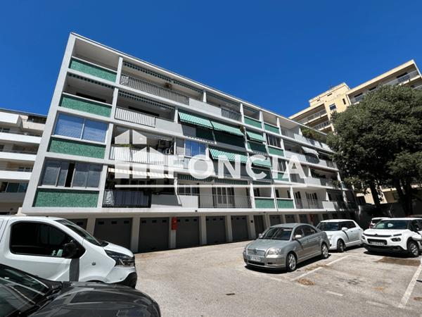 Location Appartement 5 pièces 78 m² - 72 AVENUE CAPITAINE JOSPEH CASANOVA Toulon 83000