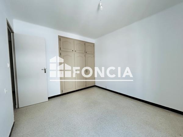 Location Appartement 5 pièces 78 m² - 72 AVENUE CAPITAINE JOSPEH CASANOVA Toulon 83000