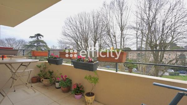 Appartement 2 pièces - 43 m² Exclusivité efficity