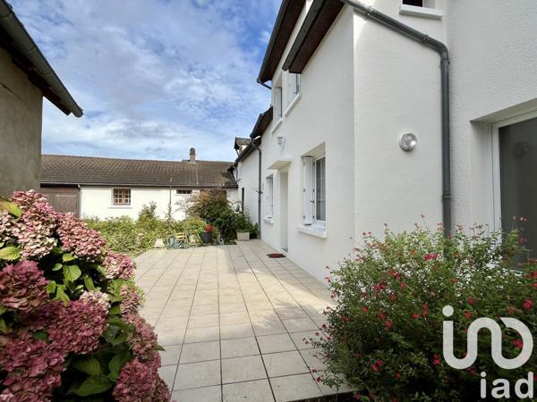 Maison 5 pièces de 122 m² à Senillé-Saint-Sauveur (86100)