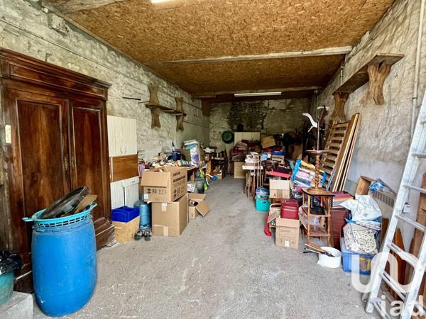 Maison 5 pièces de 122 m² à Senillé-Saint-Sauveur (86100)