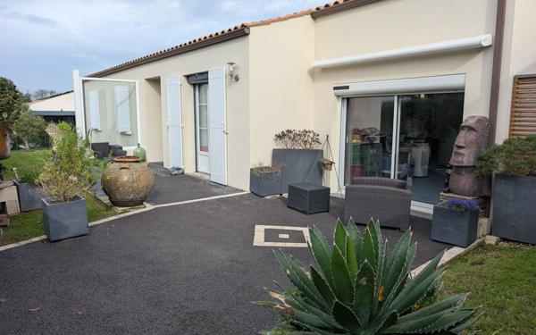 Maison à vendre    4 pièces • 90 m2 Semussac