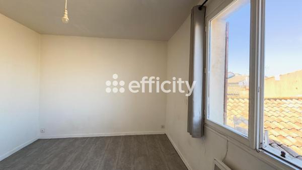 Maison
         5 pièces
        - 112 m² 189 000 € *