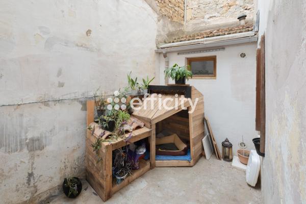 Maison
         5 pièces
        - 112 m² 189 000 € *