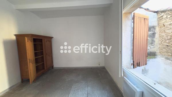 Maison
         5 pièces
        - 112 m² 189 000 € *