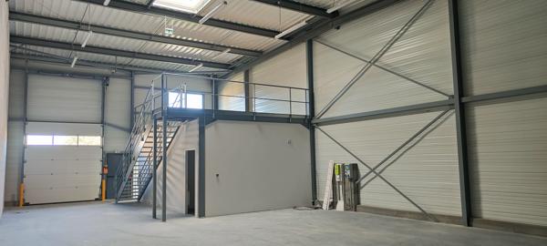 Local D’activité 480m² – Cholet