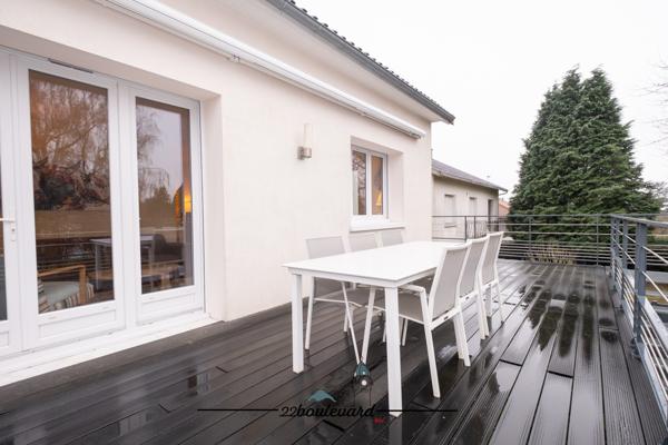 Maison 10 pièces - 240 m² Exclusivité efficity