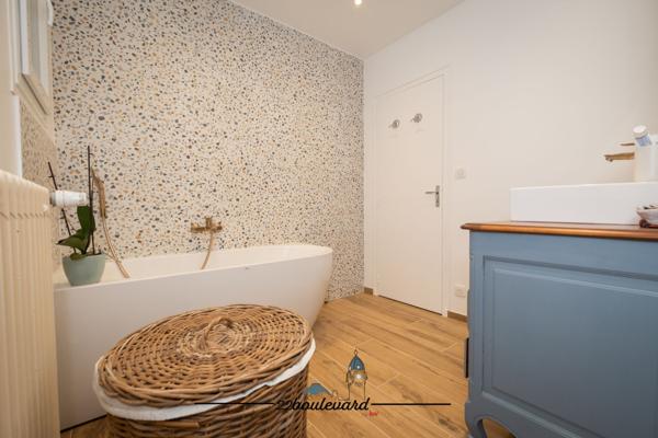 Maison 10 pièces - 240 m² Exclusivité efficity