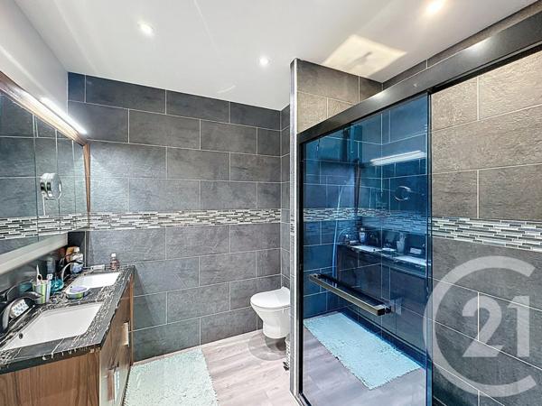 Appartement F6 à vendre  6 pièces - 118,30 m2 VANDOEUVRE LES NANCY - 54