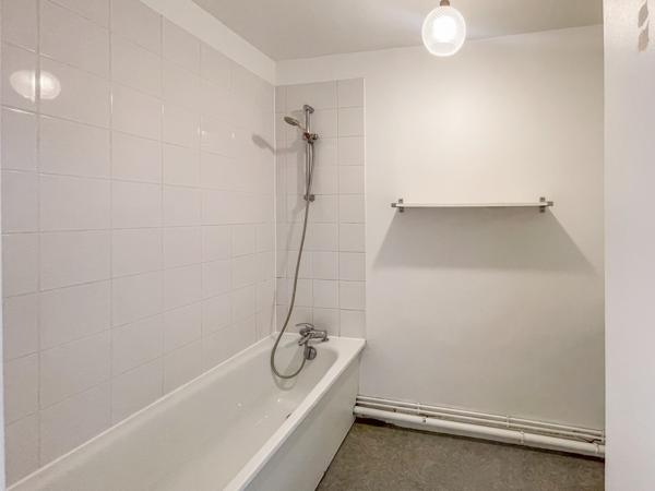 Levallois - À LOUER - Appartement de 5 pièces de 90 m²