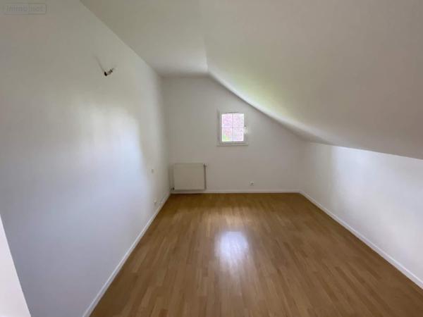 Maison à louer à Vernantes dans le Maine-et-Loire (49390), ref : 49046/614