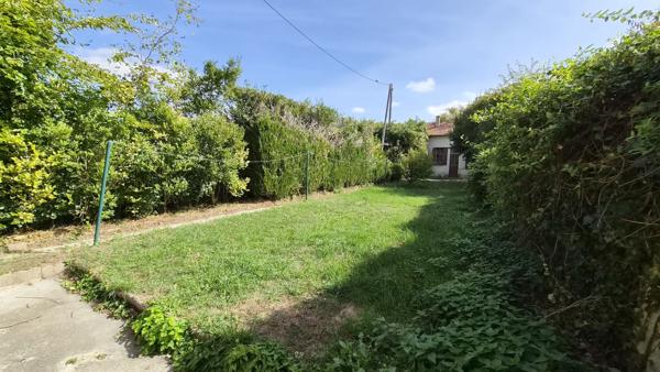 NANGIS PROCHE GARE, MAISON 4 PIECES SUR CAVE TOTALE, JARDIN