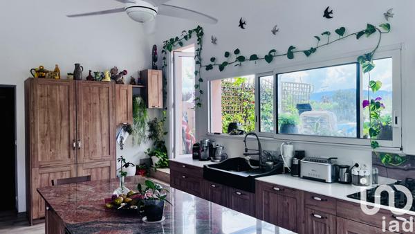 Maison à vendre 8 pièces 215 m² Puget-sur-Argens