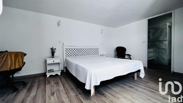 Maison à vendre 8 pièces 215 m² Puget-sur-Argens