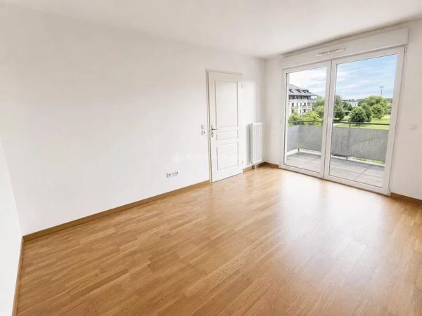 Vente                                                      Appartement
                        
                     2 pièces                      40 m2                     à Montévrain