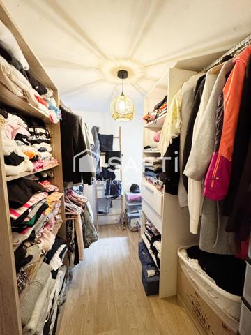 Emplacement privilégié à 8 mns à pied du RER C/Ligne H