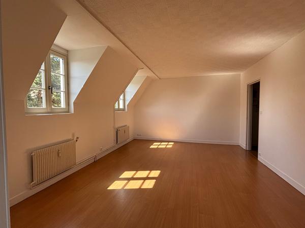 Appartement 3 pièces à vendre à Chartres - Dernier étage avec vue dégagée