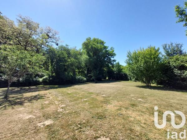 Domaine 15 pièces de 269 m² à Luynes (37230)