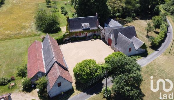 Domaine 15 pièces de 269 m² à Luynes (37230)