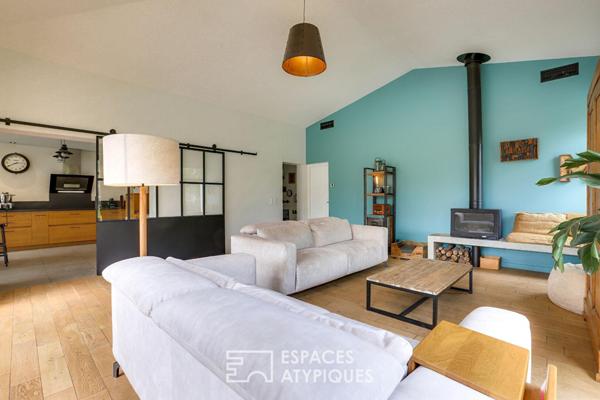 Villa d’architecte avec piscine à deux pas du centre-ville
