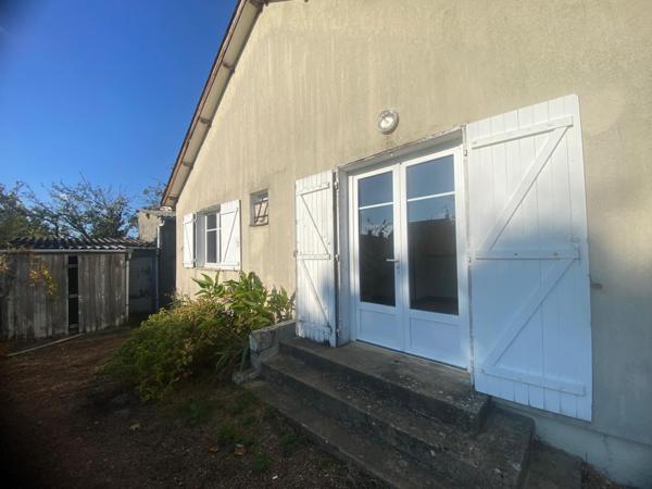 Maison plain pied - 2 chambres - garage