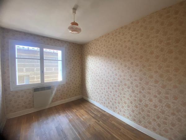 Maison plain pied - 2 chambres - garage