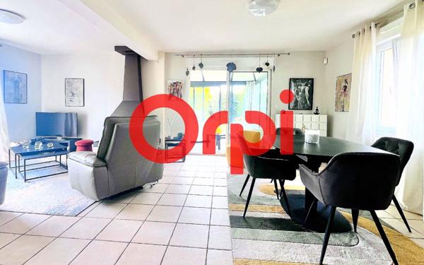 Maison à vendre    7 pièces •  Luc-sur-Mer