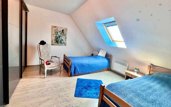 Maison à vendre    7 pièces •  Luc-sur-Mer