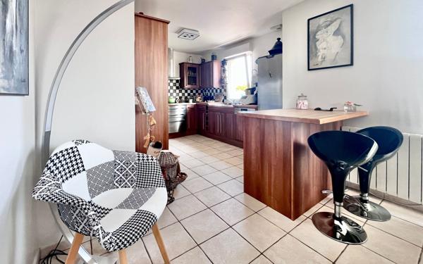 Maison à vendre    7 pièces •  Luc-sur-Mer