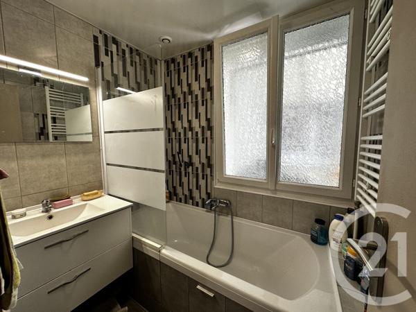 Maison à vendre  7 pièces - 94,50 m2 GUISE - 02