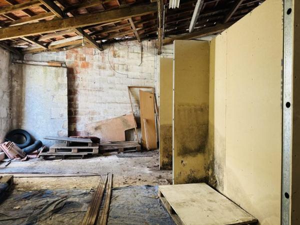 Immeuble Cozes 286 m²