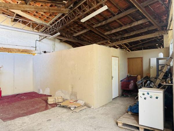 Immeuble Cozes 286 m²