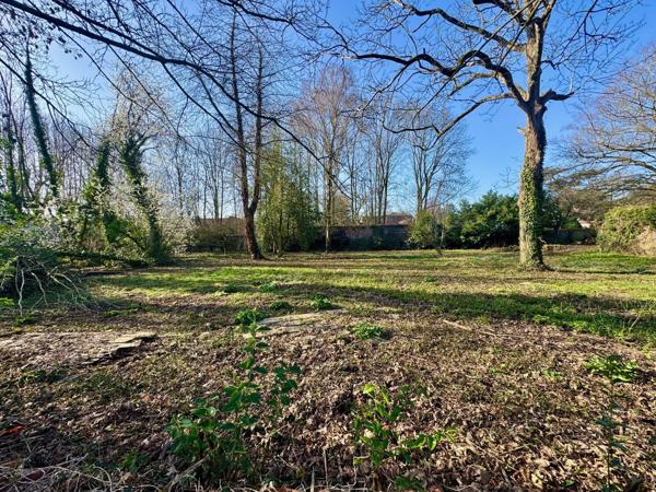 Terrain à bâtir avec accès privatif VILLENEUVE D ASCQ