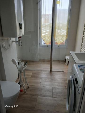 T2 - MEUBLE - MONTREUIL