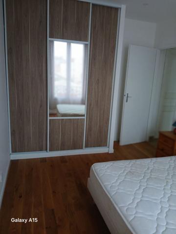 T2 - MEUBLE - MONTREUIL