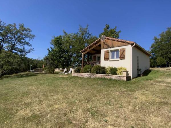 Maison ancienne - Labastide murat A vendre- Propriété de charme au cœur du Parc Régional des Causses du Quercy.