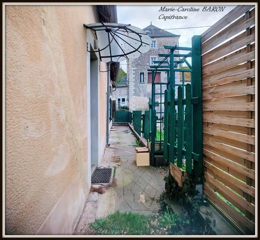 Maison de plain pied 1 chambre SAINT GENOU (36)