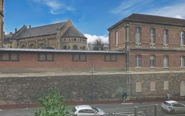 Appartement à vendre    4 pièces • 93,12 m2 Vanves