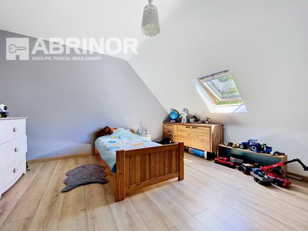 Villa individuelle - 4 chambres - jardin - parking 5 voitures. TEMPLEUVE EN PEVELE