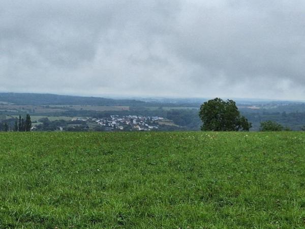 Grand et beau terrain à construire
