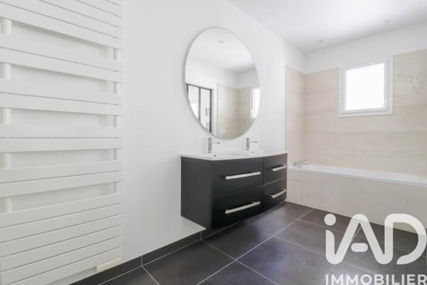 Maison à vendre 7 pièces 210 m² Saulx-les-Chartreux
