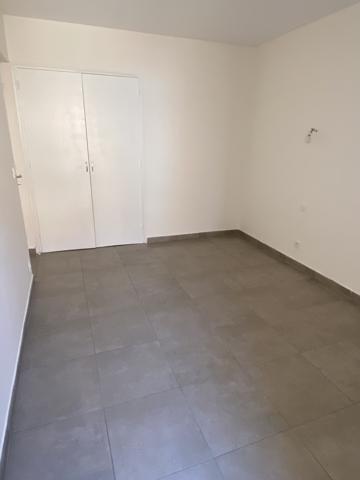 Perpignan (66000) T3 + balcon + parking - PERPIGNAN