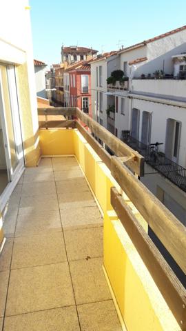 Perpignan (66000) T3 + balcon + parking - PERPIGNAN