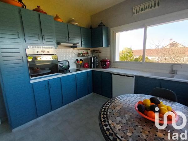 Maison 9 pièces de 210 m² à Noyers-sur-Cher (41140)