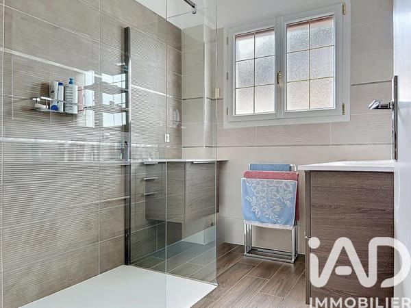 Maison à vendre 8 pièces 189 m² Pontault-Combault