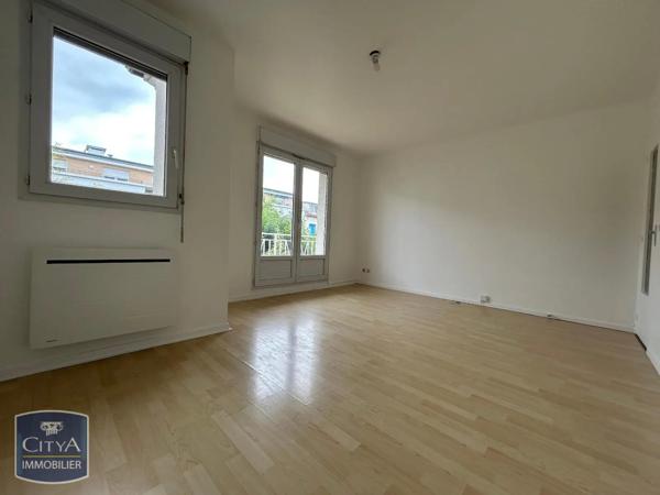 Appartement à louer 2 pièces 44m²